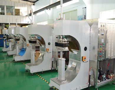 久羅噸袋集裝袋沼氣池焊接機(jī) 久羅噸袋集裝袋沼氣池焊接機(jī)