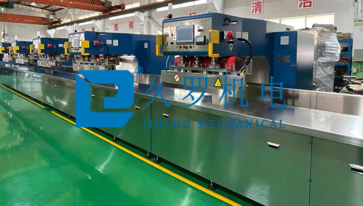 第八代膜結構軌道焊接機